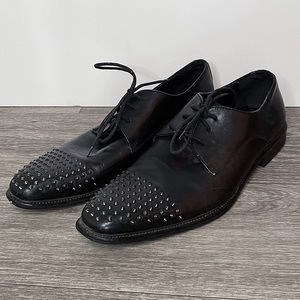 Steve Madden, Mens Leather Dress Shoes with spiked toe and heel, Size 10, Black
